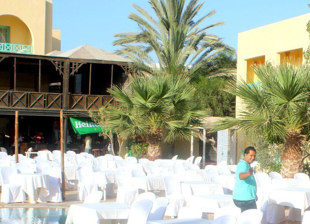 Hotel Diar Yassine Triffa Exterior foto